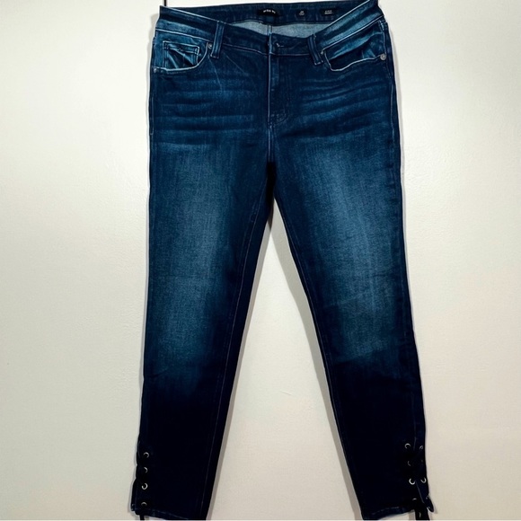 Miss Me Denim - Miss Me Mid rise ankle skinny